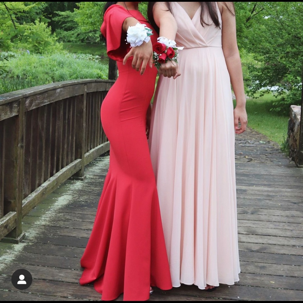 Aidan Mattox gown